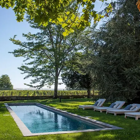 Apartment Doux Chateau