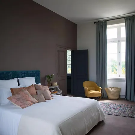 Doux Chateau Apartment *